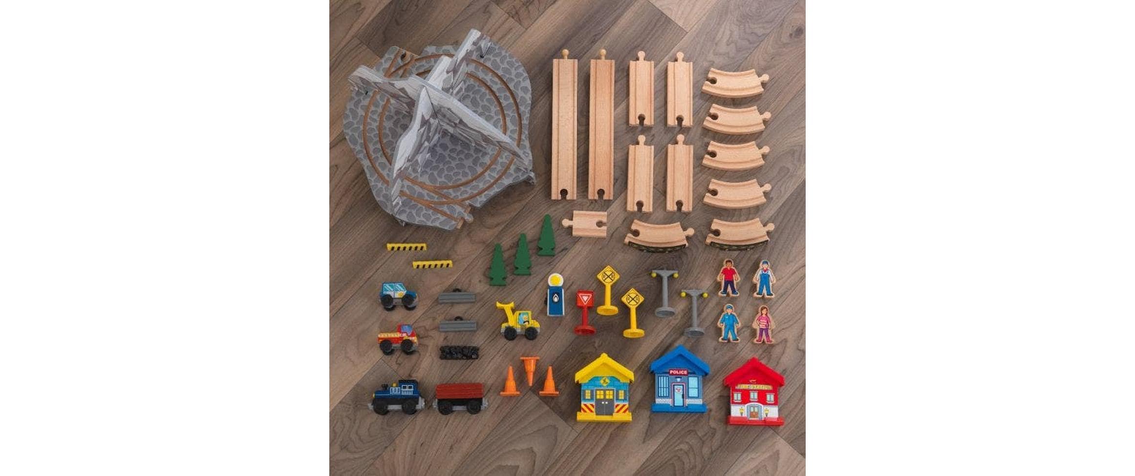 Rocky Mountain Train Set & Table 